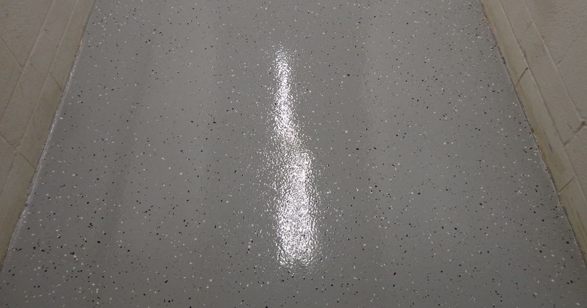 Best Epoxy for Garage Floor: DIY Kits Compared by the Spec Sheet