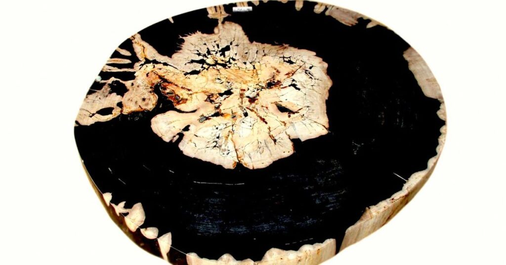 How Much Epoxy Do You Need for a Table Top?