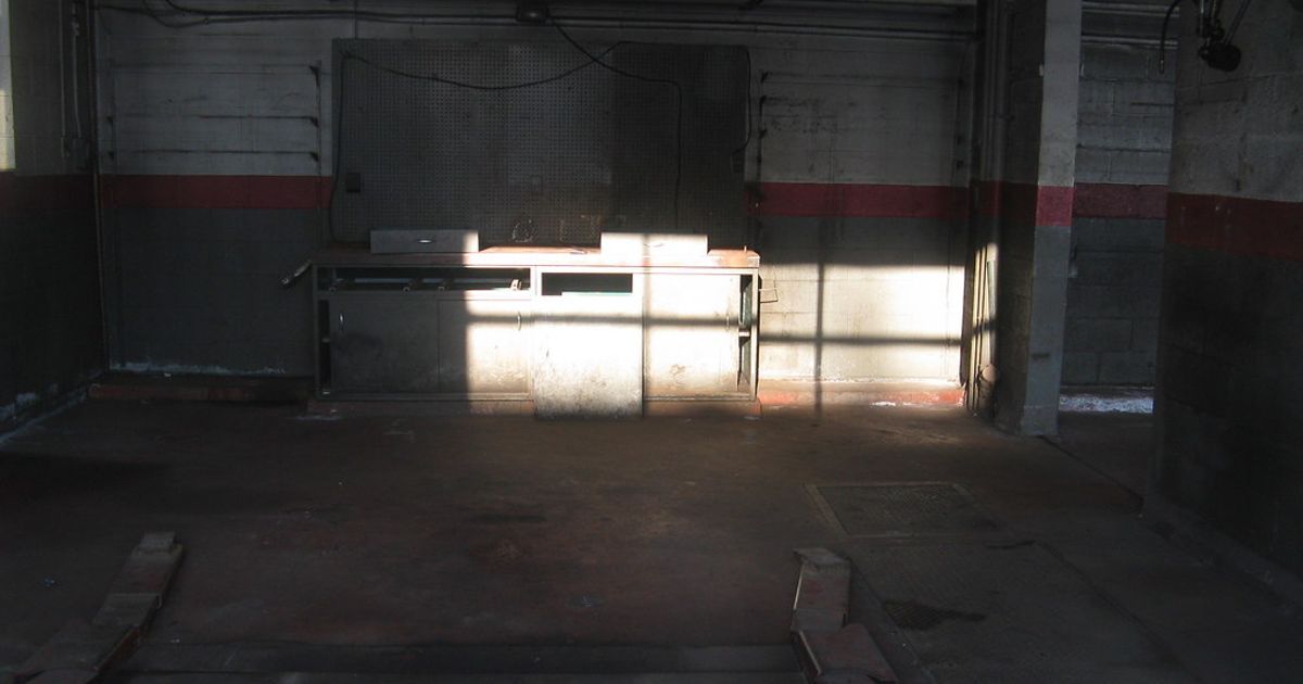 Rust-Oleum EpoxyShield vs. RockSolid