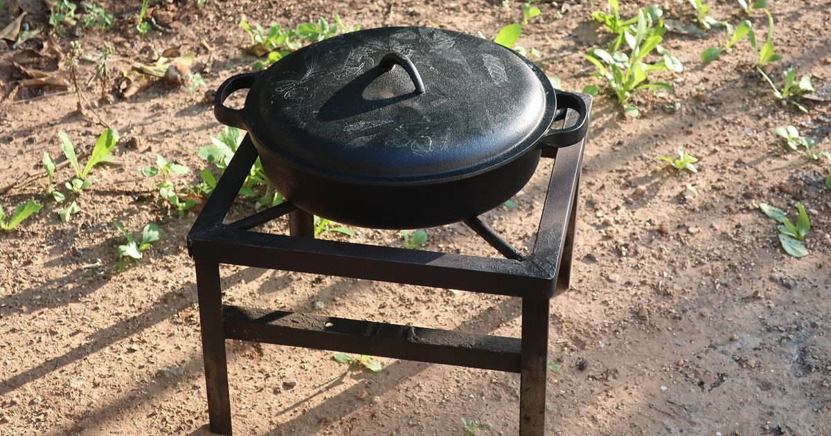 How Heat Resistant Is an Epoxy Table? Hot Mugs, Pans and Trivets