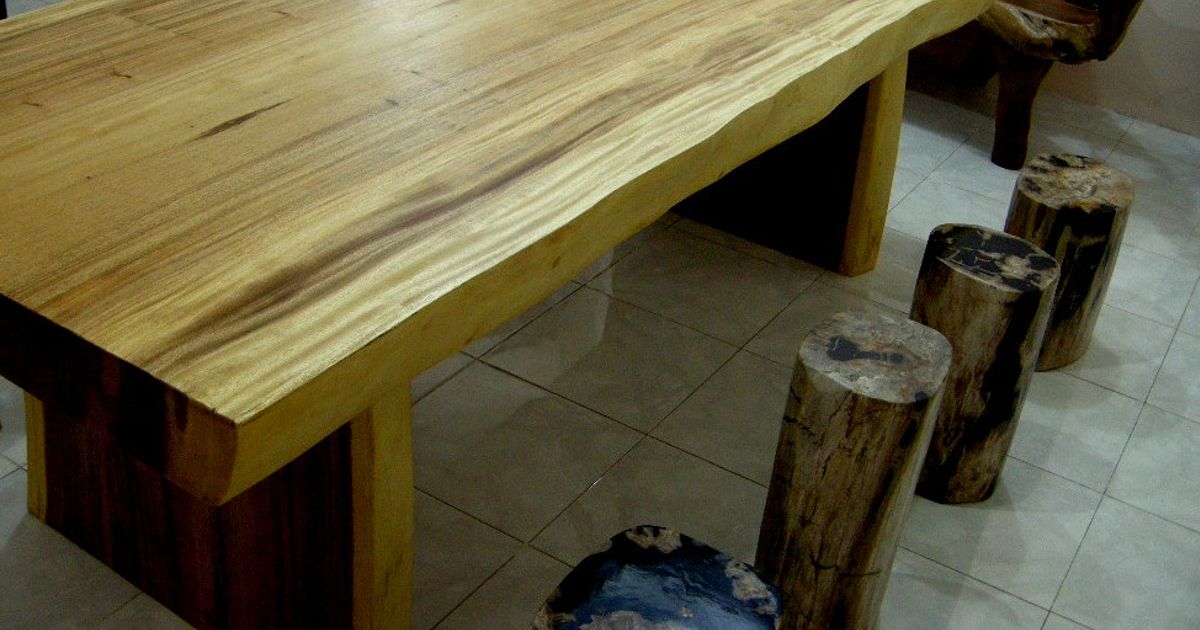 How to Seal Wood Before an Epoxy Pour (and Why It Stops Bubbles)
